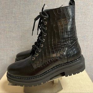 Napoleon Women’s Black Leather Laced Up Boots Sz 38 NWT Made In Italy